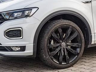 VOLKSWAGEN T-Roc usata, con Autoradio