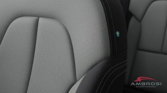 VOLVO XC40 usata 7