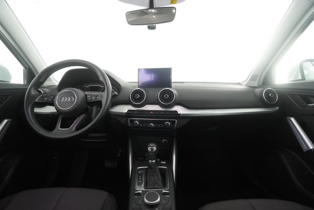AUDI Q2 usata 11