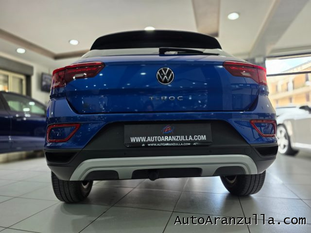 VOLKSWAGEN T-Roc usata, con MP3