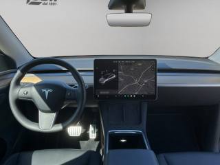 TESLA Model Y usata, con Chiusura centralizzata