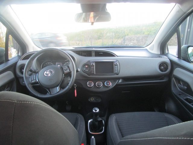 TOYOTA Yaris usata, con Airbag laterali