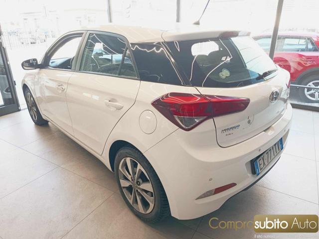 HYUNDAI i20 usata, con Airbag Passeggero