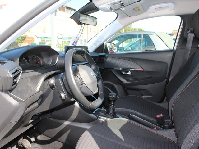 PEUGEOT 2008 usata, con Climatizzatore