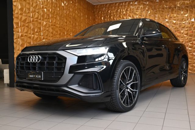 AUDI Q8 usata 0