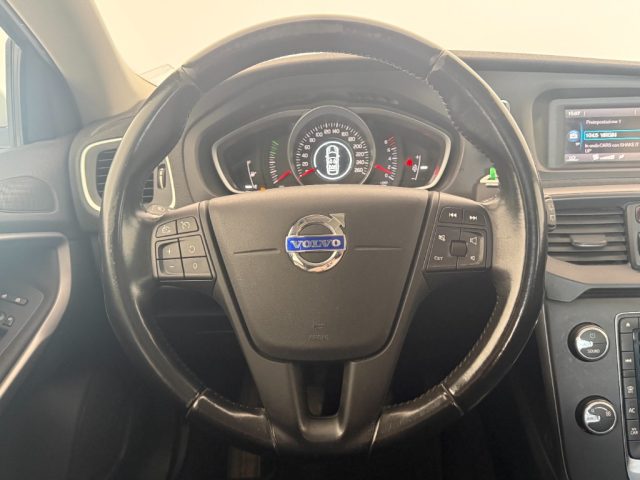 VOLVO V40 usata 10