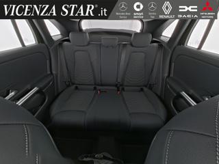 MERCEDES-BENZ GLA 180 usata, con Controllo automatico clima