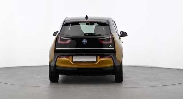 BMW i3 usata, con Autoradio