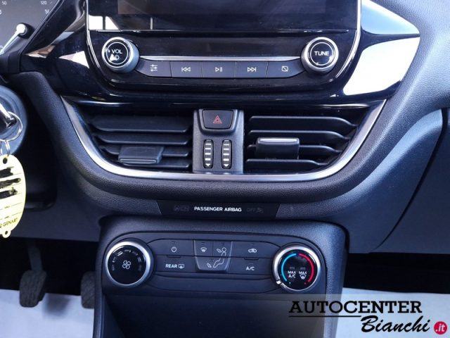 FORD Fiesta usata, con USB