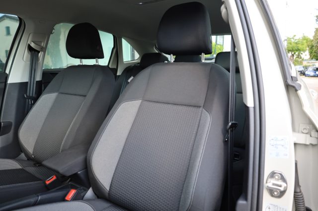 VOLKSWAGEN Taigo usata 86