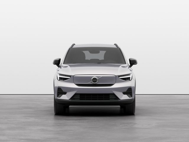 VOLVO EX40 usata, con Autoradio
