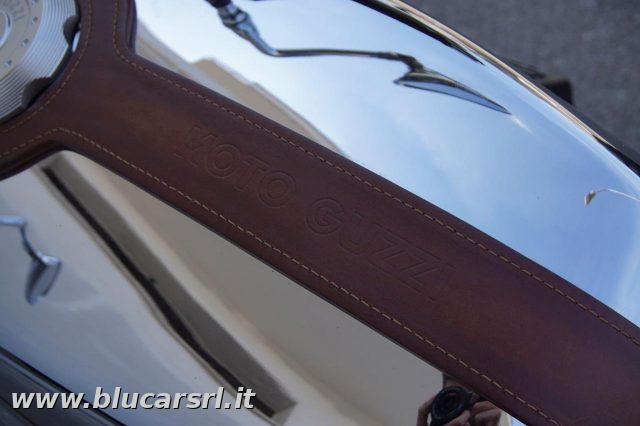 MOTO GUZZI V7 usata 9