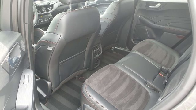 FORD Kuga usata, con Autoradio