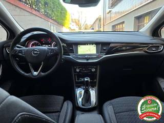 OPEL Astra usata, con Servosterzo
