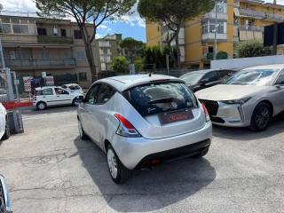 LANCIA Ypsilon usata, con Airbag
