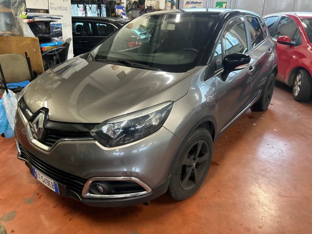 RENAULT Captur usata, con Autoradio