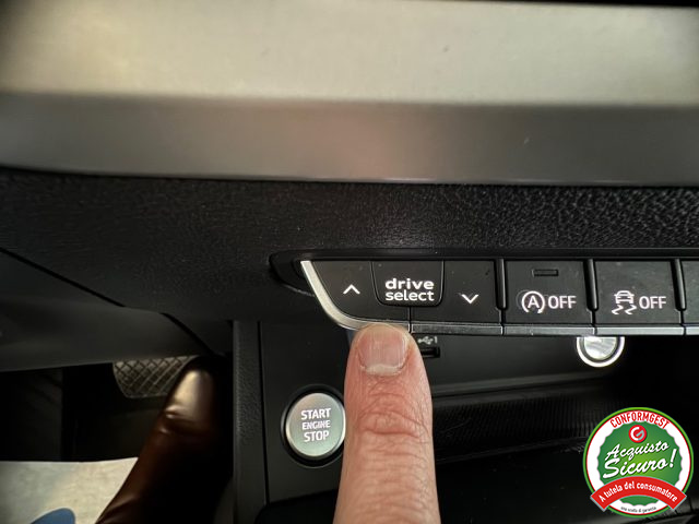 AUDI A4 usata, con Volante in pelle