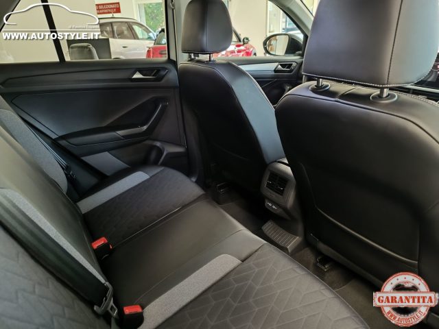 VOLKSWAGEN T-Roc usata 70