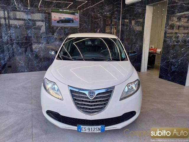 LANCIA Ypsilon usata, con ABS