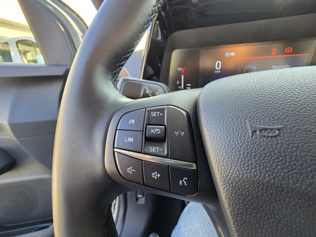 FORD Tourneo Courier usata, con Sistema di navigazione