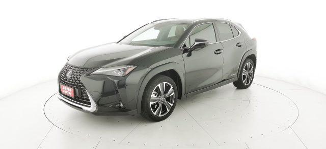 LEXUS UX 250h usata, con Bracciolo