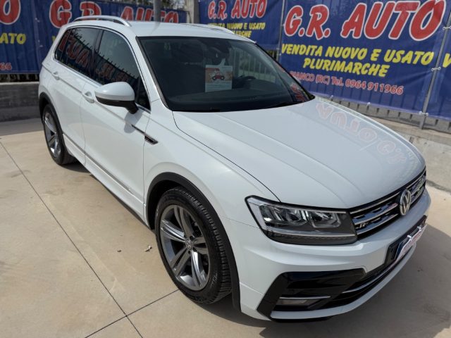 VOLKSWAGEN Tiguan usata, con Airbag laterali