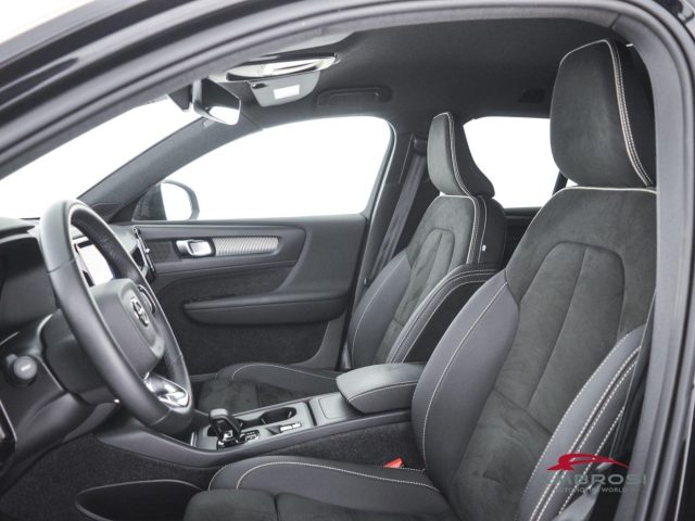 VOLVO XC40 usata 8