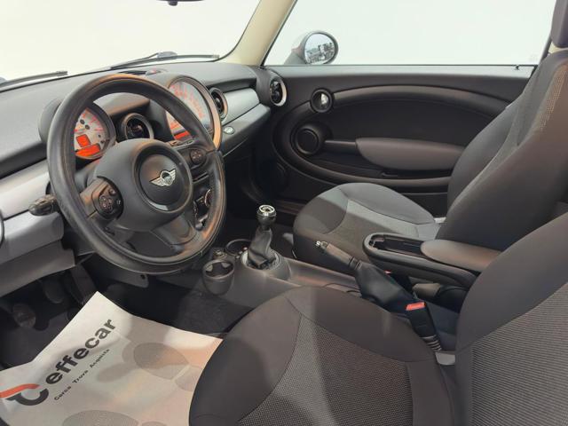 MINI One usata, con Boardcomputer