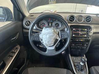 SUZUKI Vitara usata, con Bluetooth