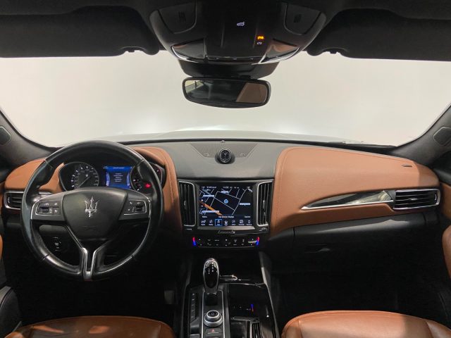 MASERATI Levante usata, con Cerchi in lega
