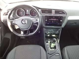 VOLKSWAGEN Tiguan usata, con Autoradio