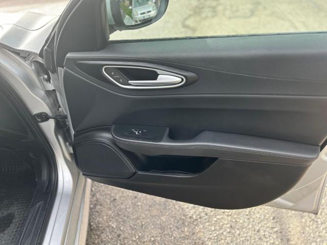 ALFA ROMEO Giulia usata, con Airbag Passeggero