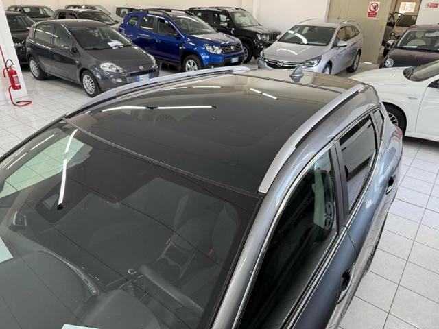NISSAN Qashqai usata, con Controllo elettronico della corsia