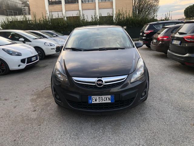 OPEL Corsa usata, con Airbag laterali