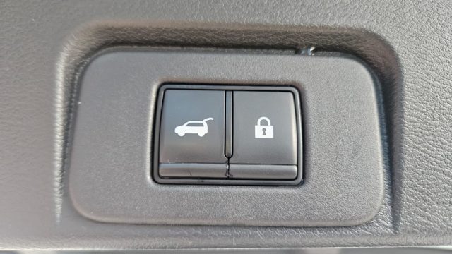 NISSAN X-Trail usata, con Cruise Control