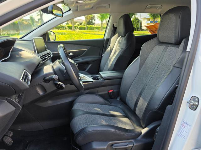 PEUGEOT 3008 usata, con Climatizzatore
