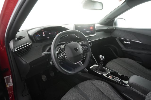 PEUGEOT 2008 usata 7