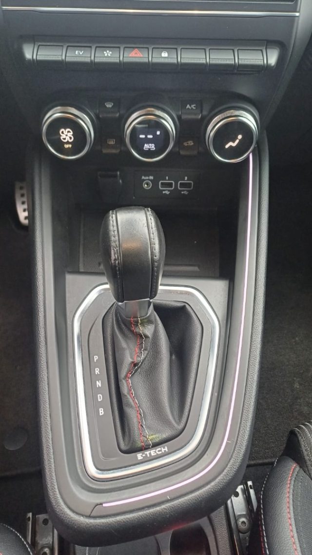 RENAULT Clio usata, con Servosterzo