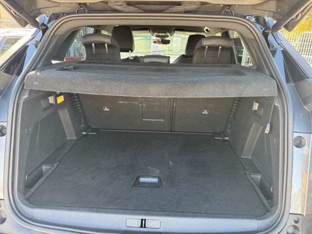 PEUGEOT 3008 usata, con Fari Xenon