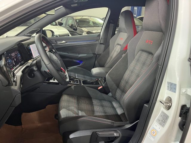 VOLKSWAGEN Golf usata, con Controllo automatico clima