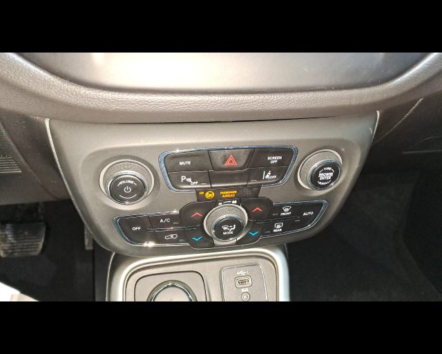 JEEP Compass usata 9