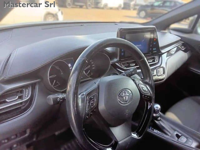 TOYOTA C-HR usata, con Antifurto