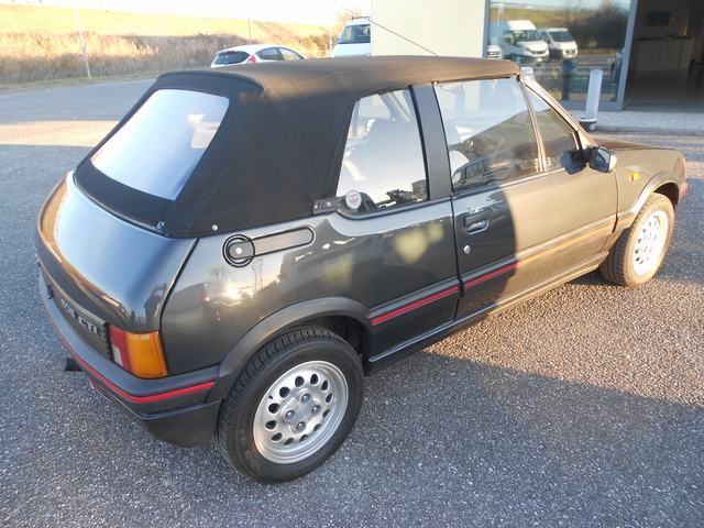 PEUGEOT 205 usata, con Fendinebbia