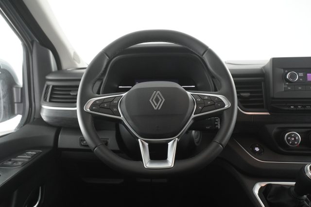 RENAULT Trafic usata 13