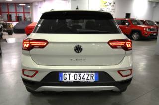 VOLKSWAGEN T-Roc usata, con Autoradio