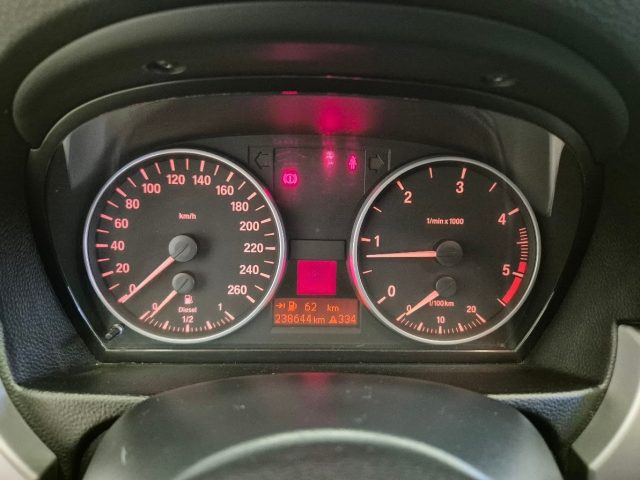 BMW 320 usata, con Controllo automatico clima