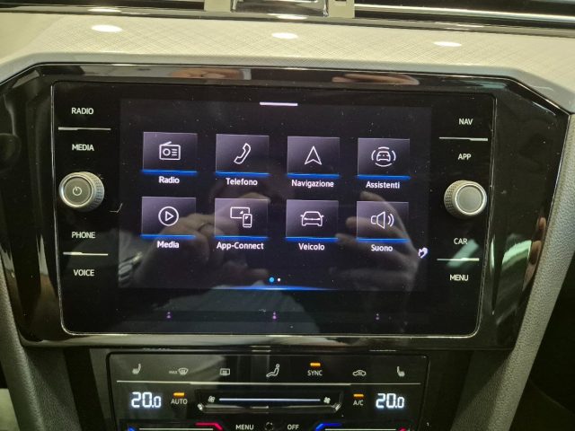 VOLKSWAGEN Passat Variant usata, con Controllo vocale