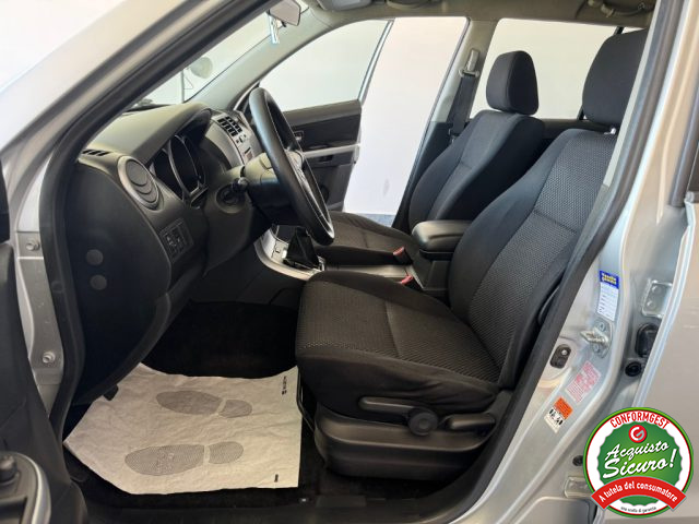 SUZUKI Grand Vitara usata, con Cerchi in lega