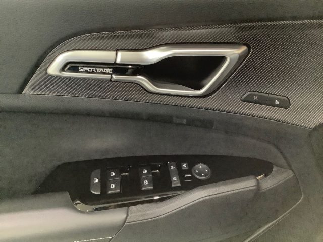 KIA Sportage usata, con Autoradio digitale
