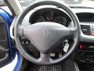PEUGEOT 206 usata, con Volante in pelle